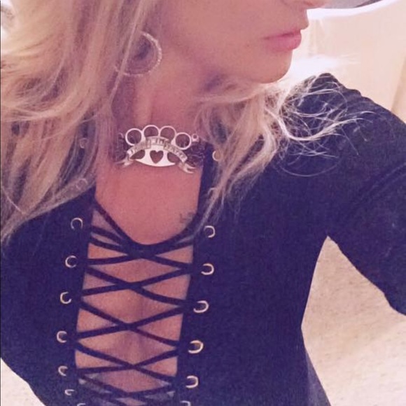 🆕1 Large left!! Vixen Velvet Bodysuit - Picture 3 of 4